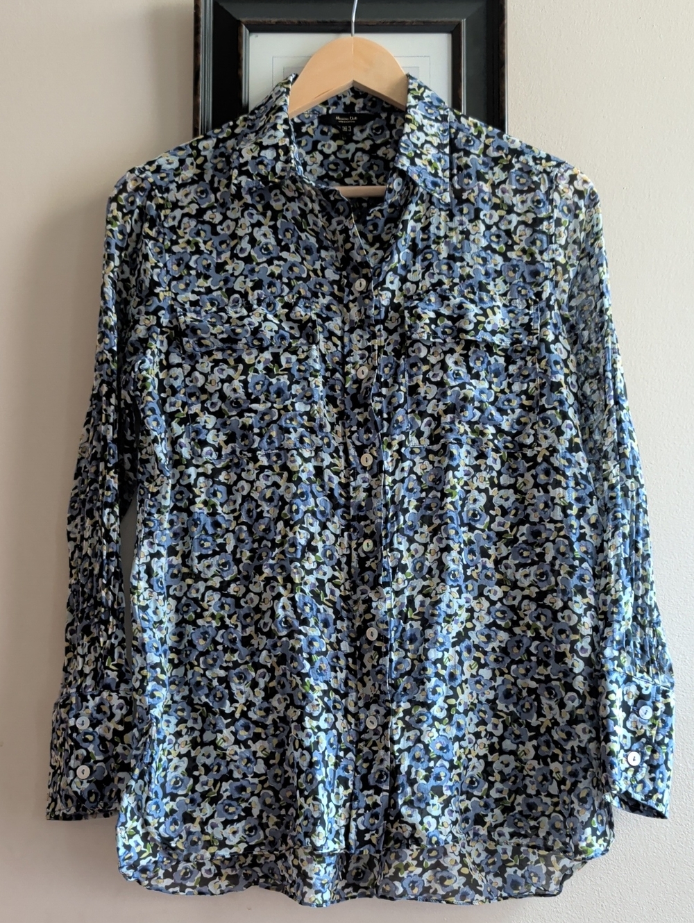 Massimo Dutti Women's Blue Floral Button-Up Silk Blend Shirt